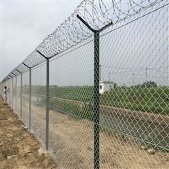 中间的护栏 围栏 机场中间的护栏