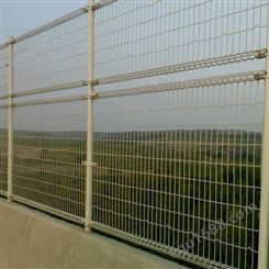 高速公路护栏 草原隔离栅安全不易变形 围栏设施商际商贸
